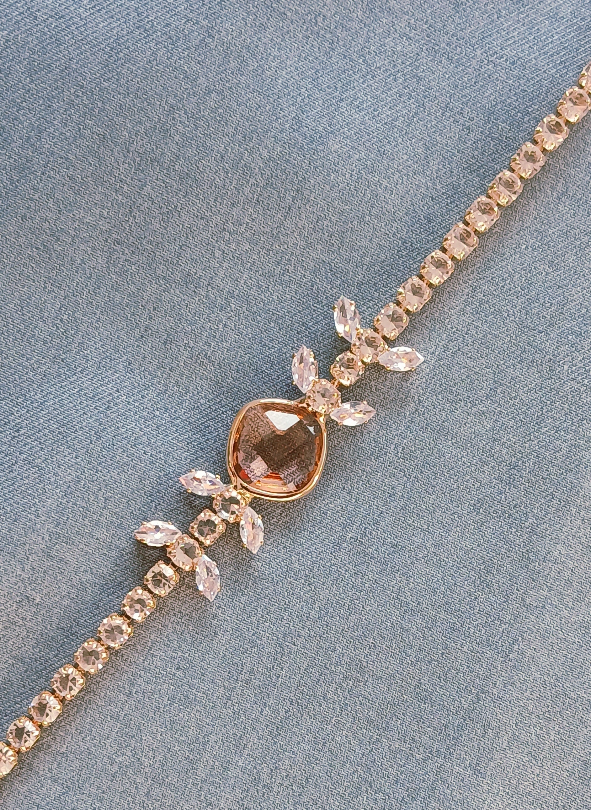 Luxury Floral Crystal Stone Bracelet – Premium Rhinestone Chain