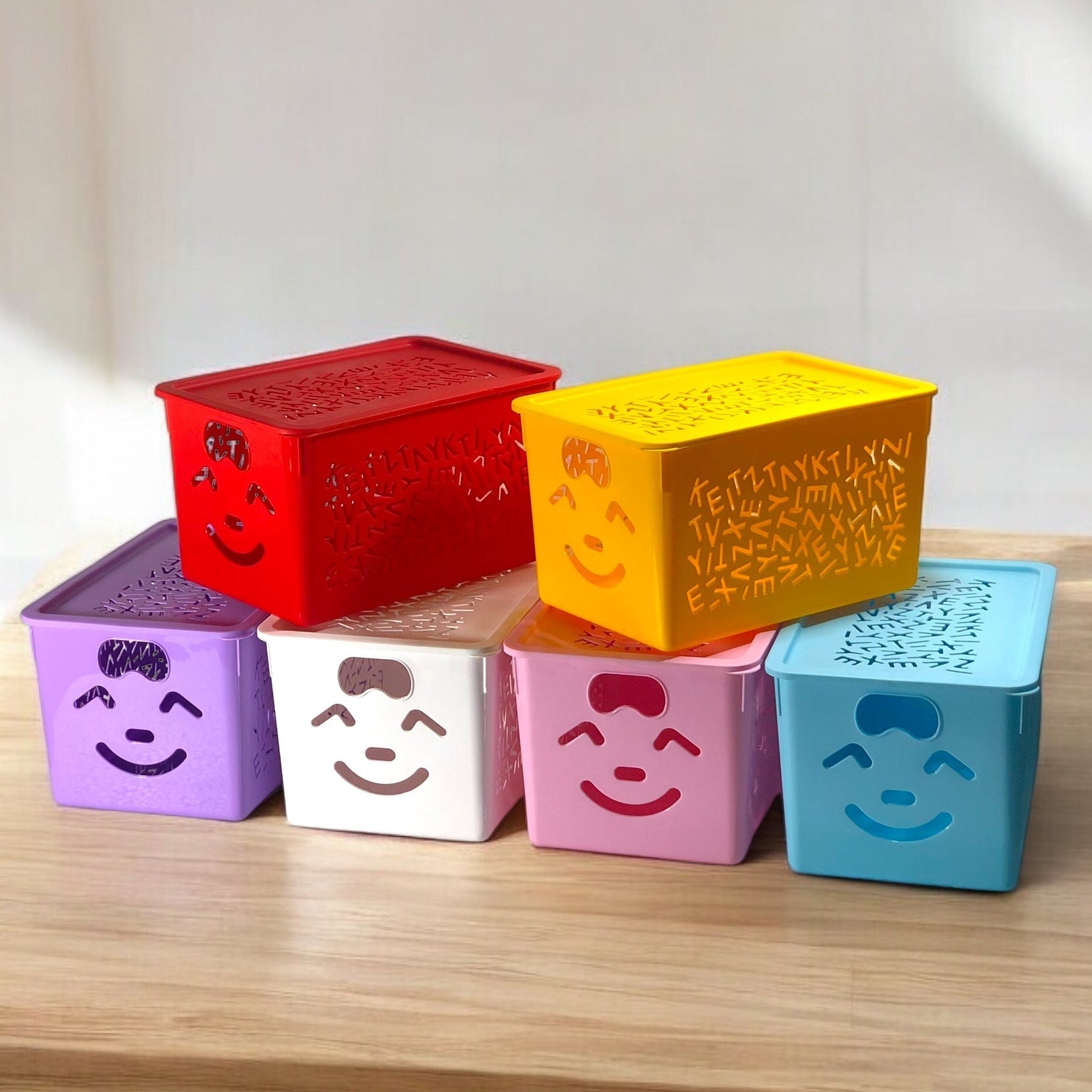 Small Smiley Storage Basket with Lid – Multi-Purpose Organizer