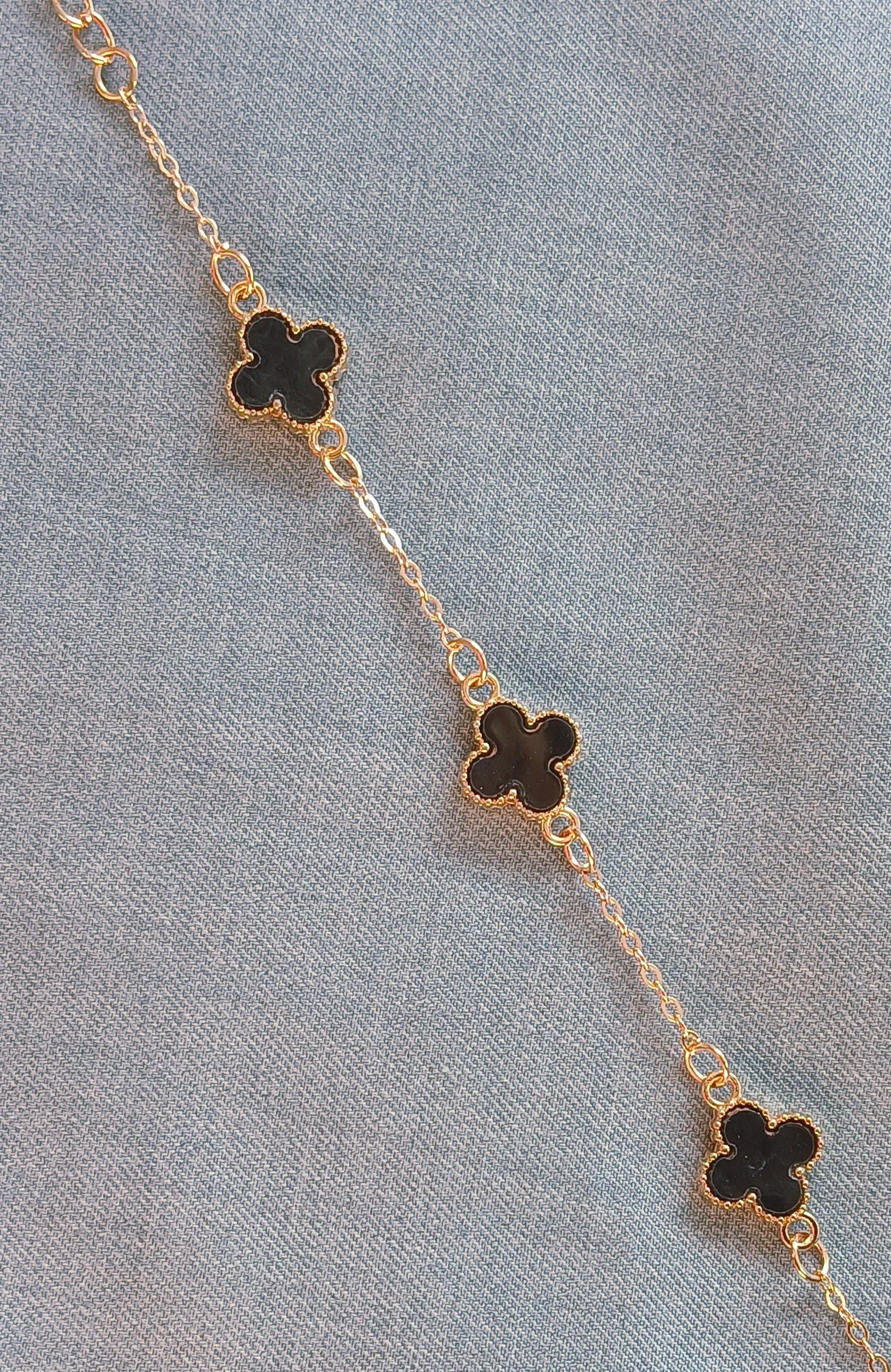 Chanel-Inspired Clover Charm Bracelet – Artificial Fashion Jewelry | Premium Gold-Tone Design