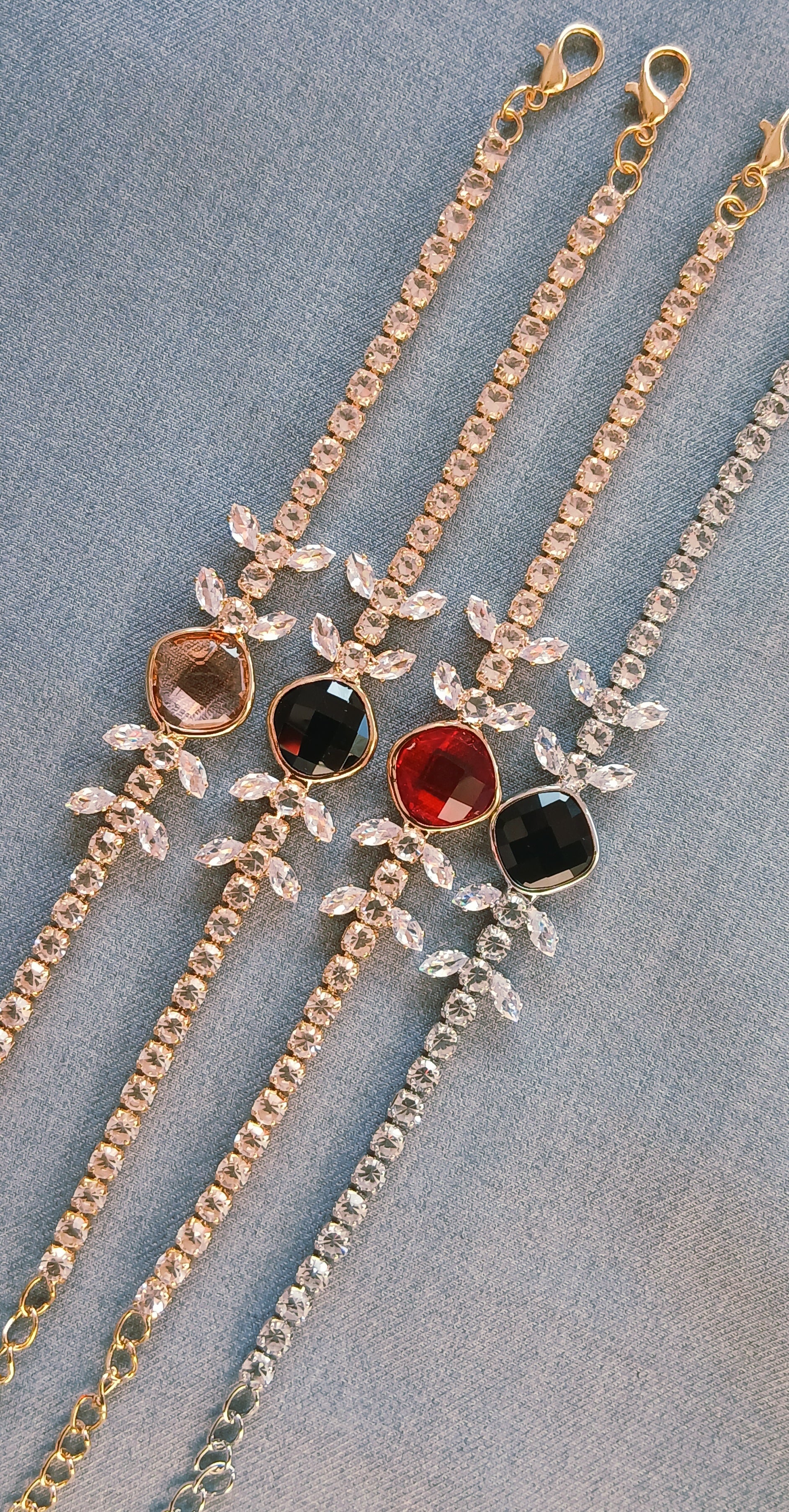 Luxury Floral Crystal Stone Bracelet – Premium Rhinestone Chain